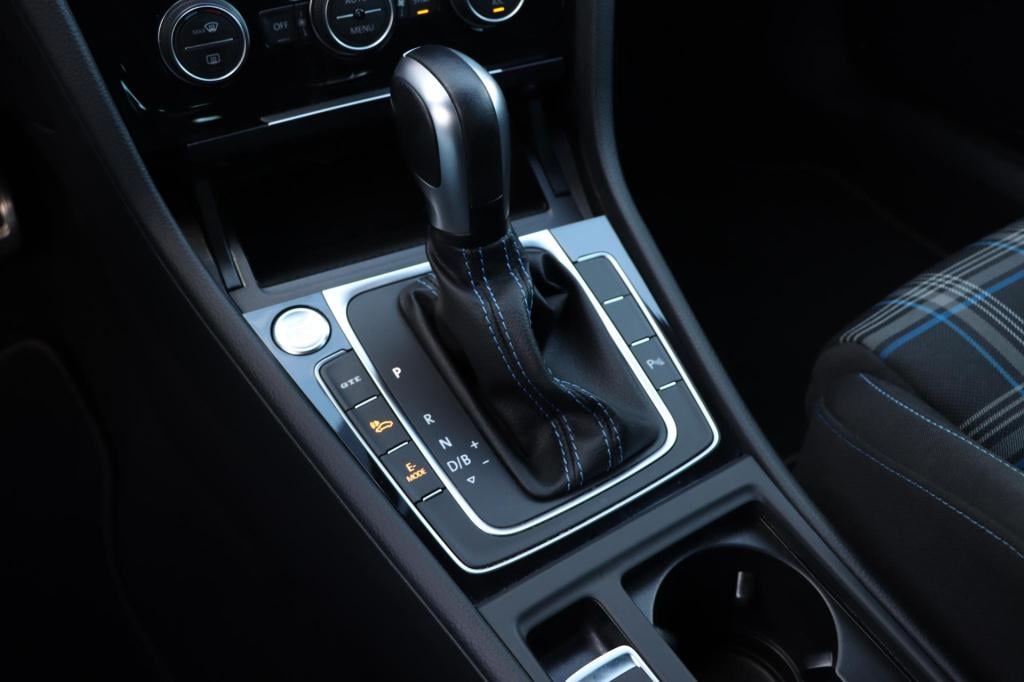 Volkswagen Golf 1.4 tsi phev gte 204pk dsg6