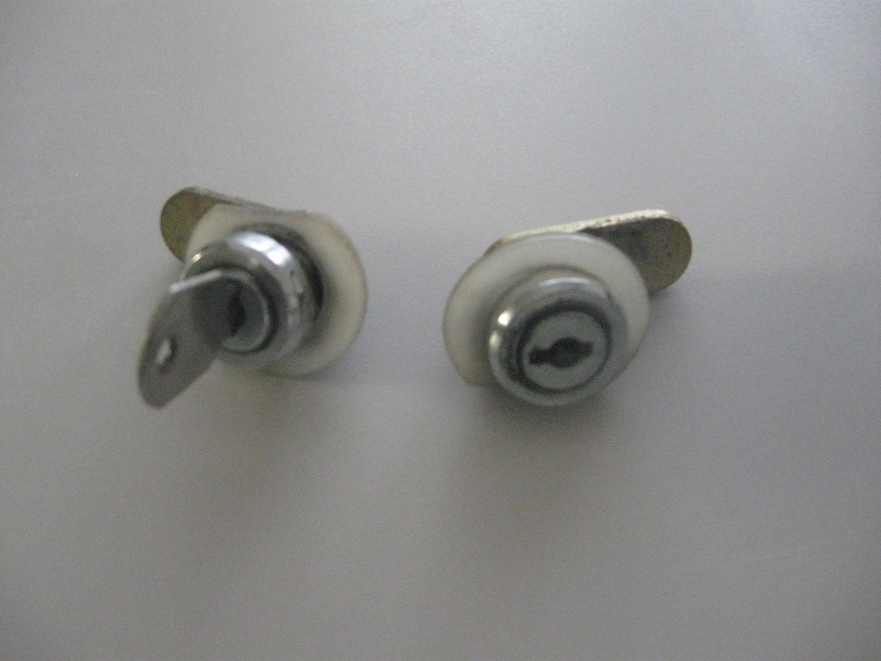 2Dissel sloten