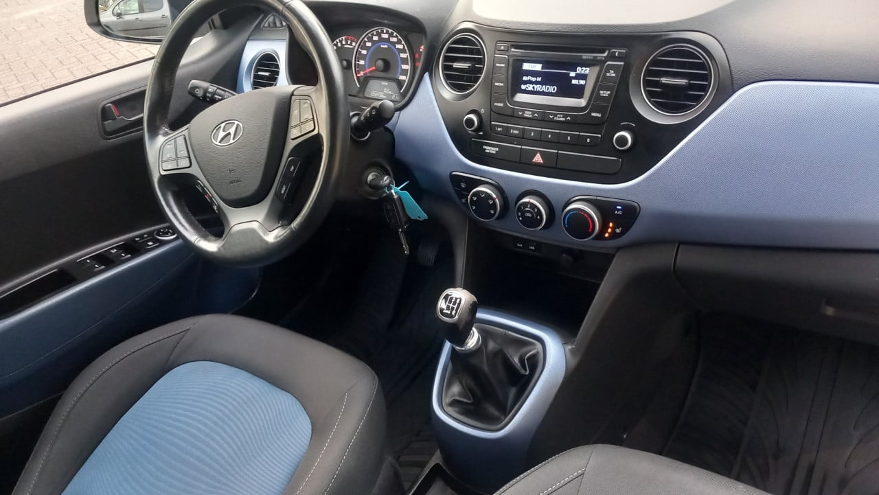 Hyundai I10 1.0 i I-Motion Comfort 5drs bj:2015 airco lm-velgen 103.000km