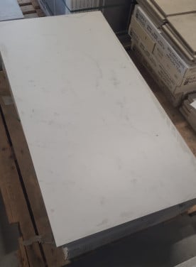 Ca 21 m² marmerlook tegels, mat wit/grijs, 60x120, van € 73,21 per m² voor
