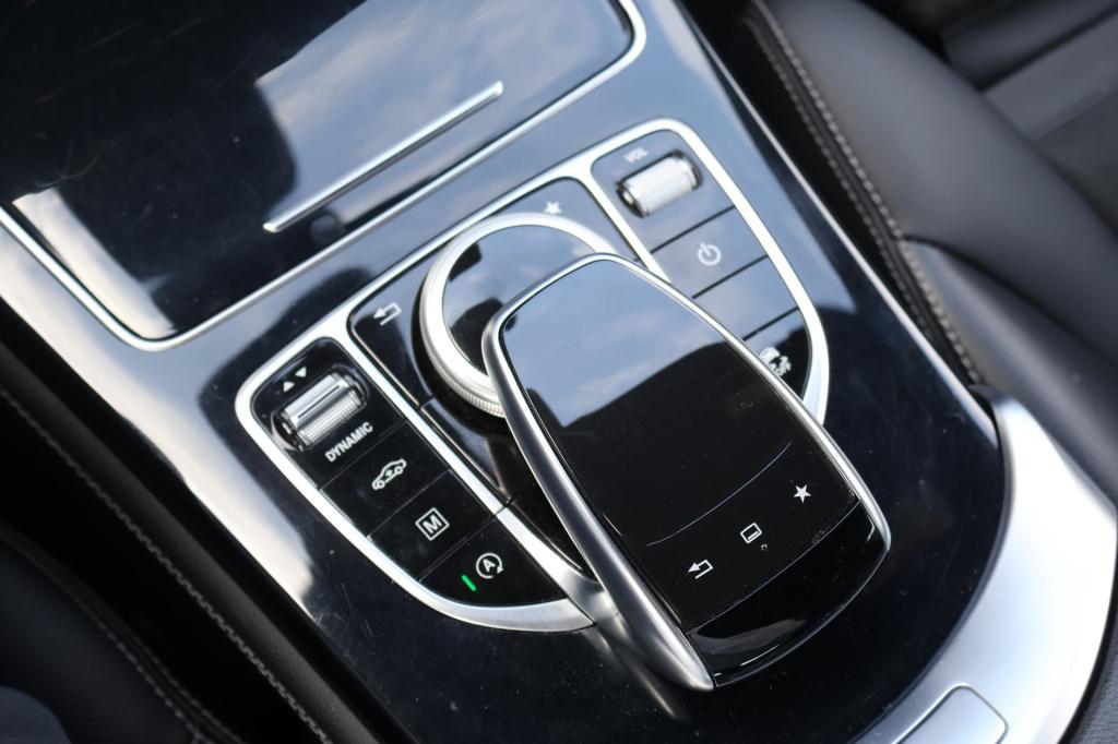 Mercedes-Benz Glc 250 4matic amg l luchtvering airmatic l camera l led high