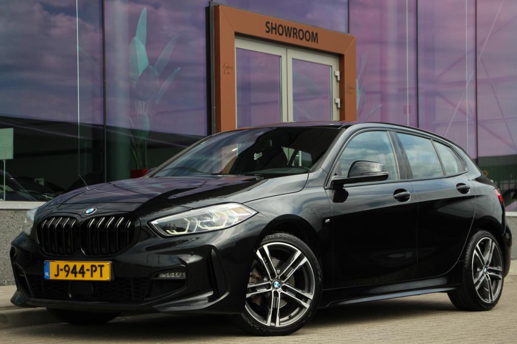 BMW 1 Serie 118i m-sport | digitale cockpit | leder | camera | dab