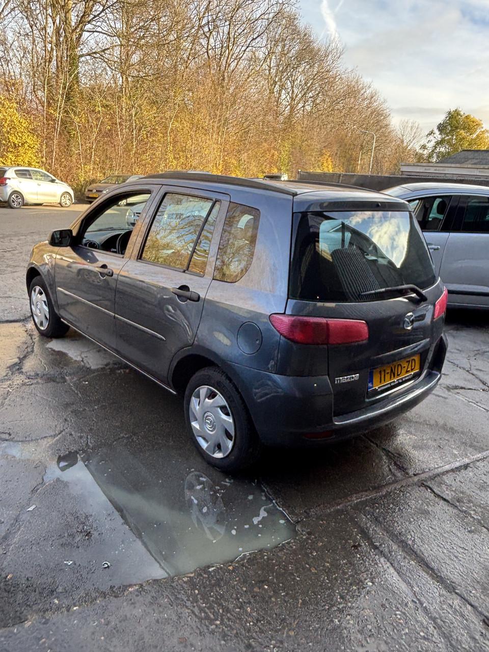 Mazda 2 weinig kilometers !