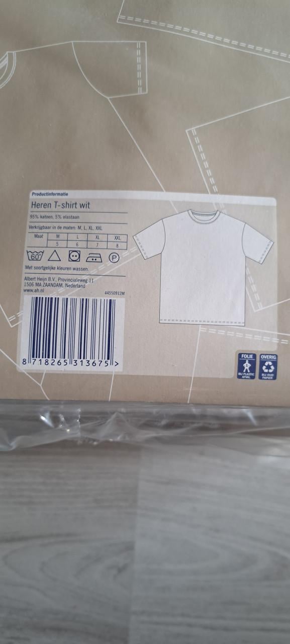 32 witte heren t shirts maat XL nieuw in verpakking
