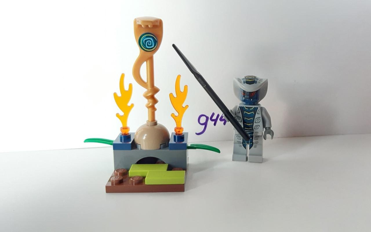 Lego Ninjago 9441: Kai's Zwaardbike