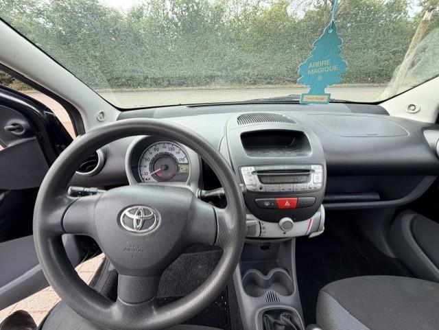Toyota Aygo 1.0-12v +