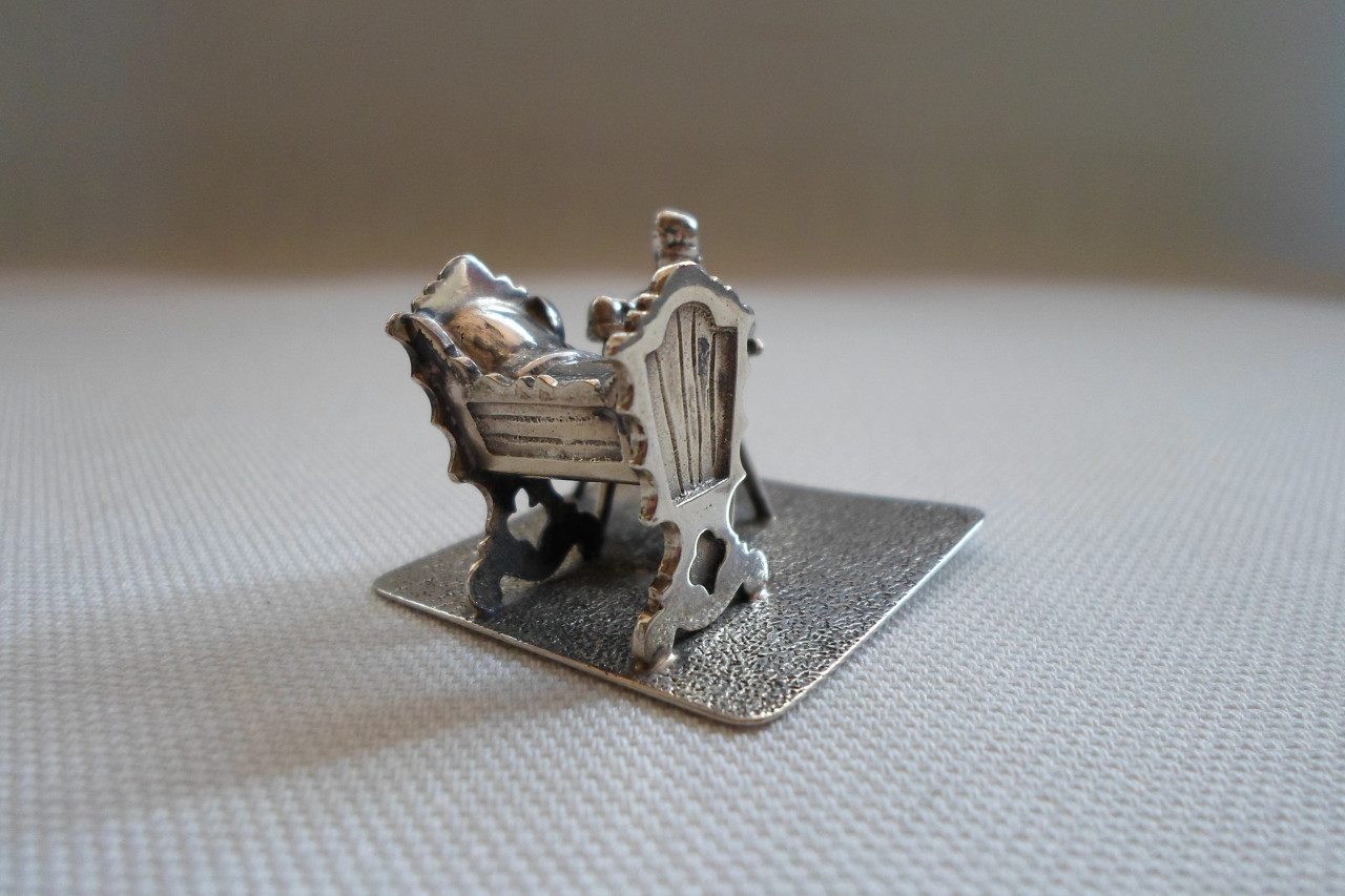 Zilver Miniatuur Vrouw Baby Wieg
