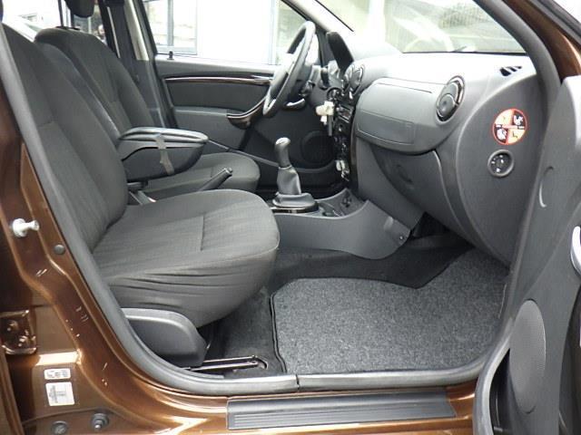 Dacia Duster 1.6 lauréate 2wd