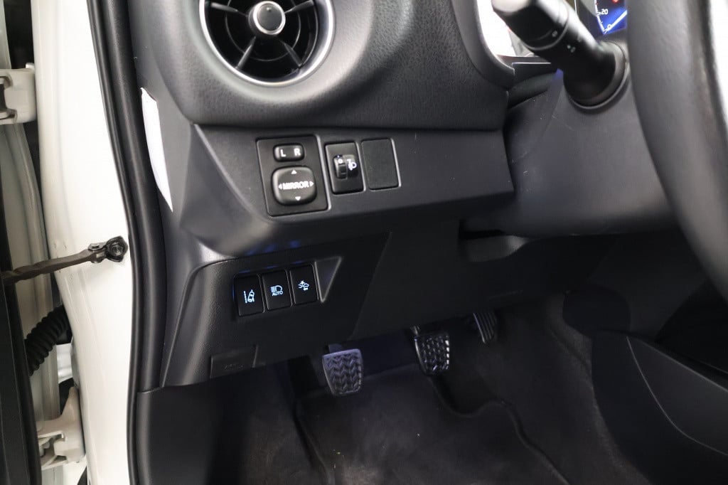 Toyota Yaris 1.5 vvt-i executive