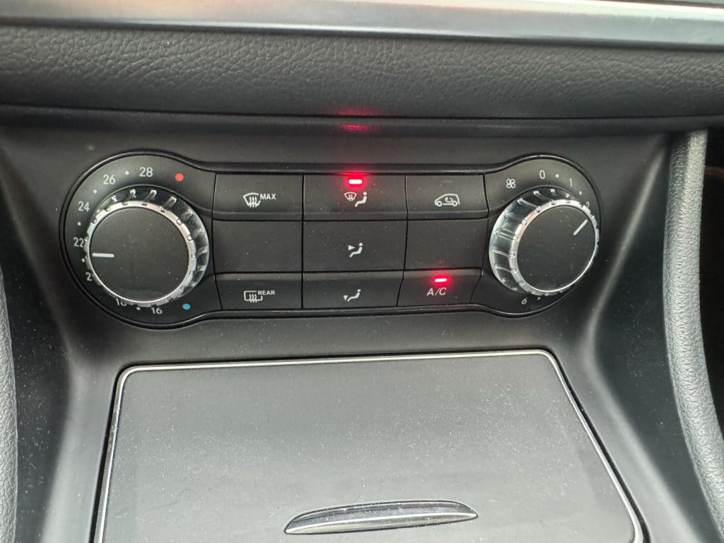 Mercedes-Benz Gla-klasse 180 business solution