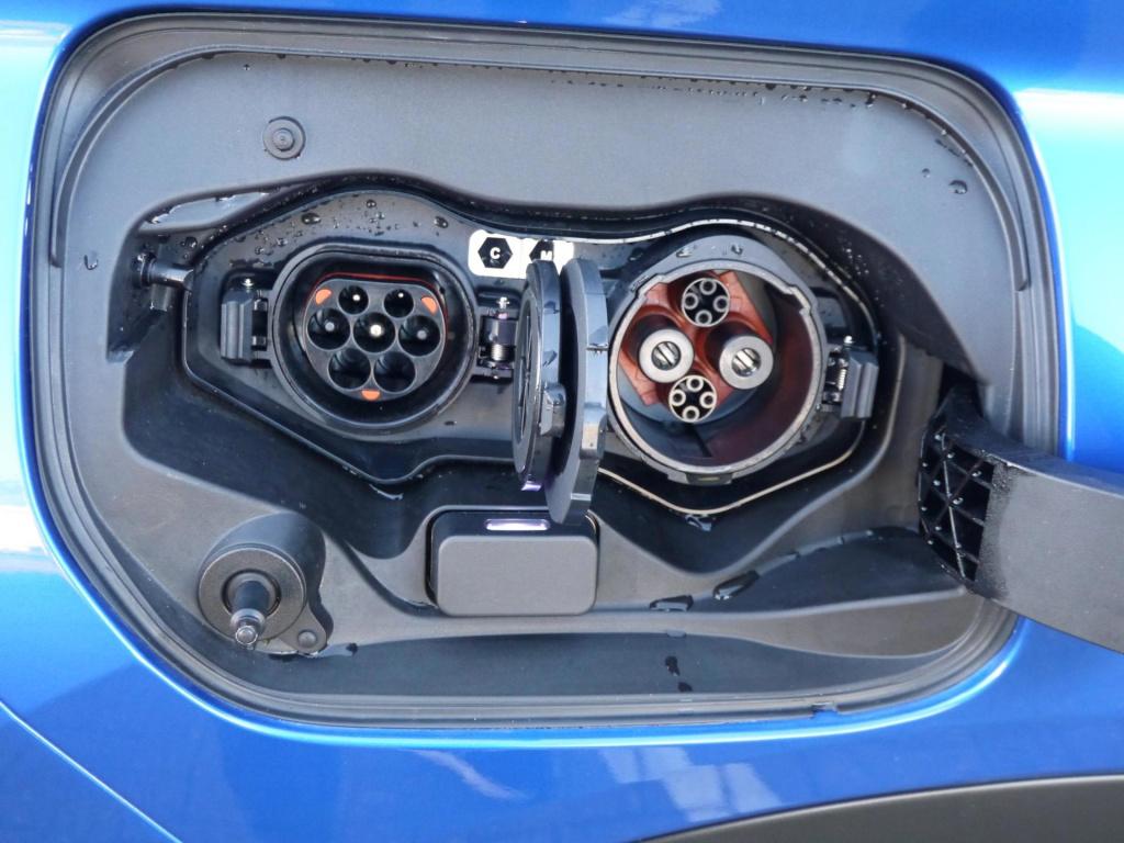 Mitsubishi Eclipse Cross 2.4 phev black edition|rijklaar