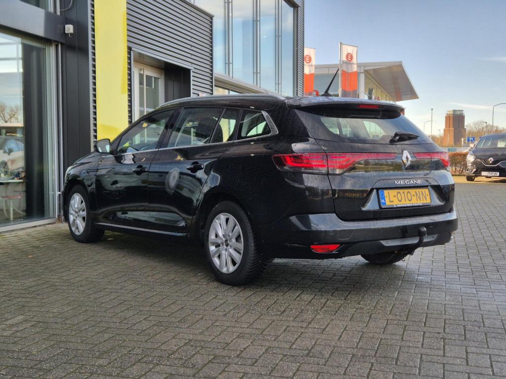 Renault Megane 1.3 tce 140 edc automaat business edt. trekhaak, all season 