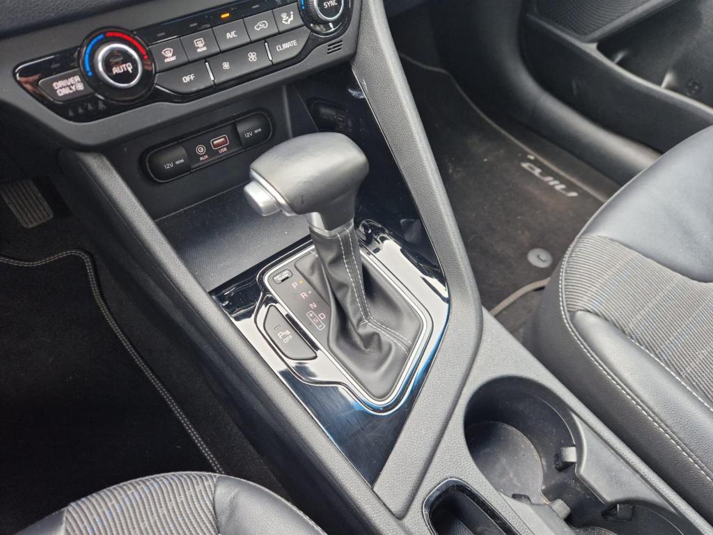 Kia Niro 1.6 gdi hybrid executiveline | 1e eigenaar | automaat | trekhaak |