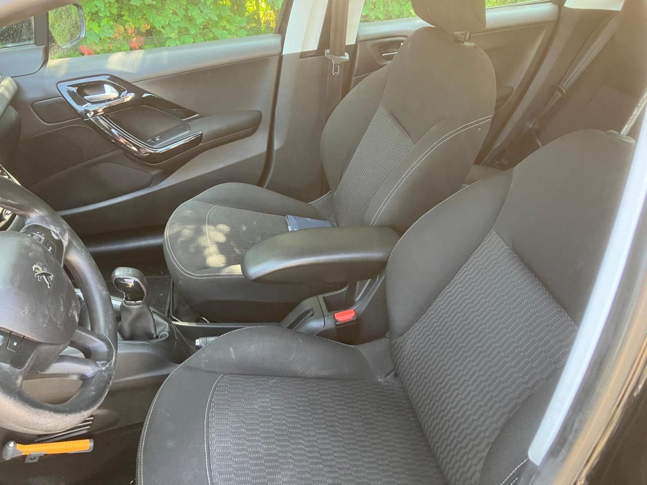Peugeot 208 1.2