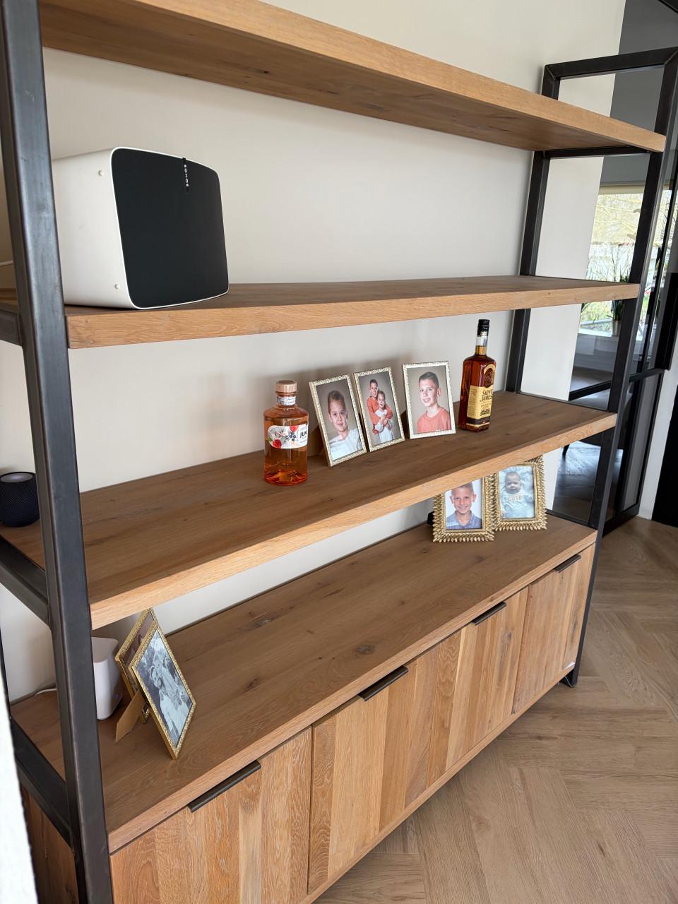 Eiken kast metaal industrieel