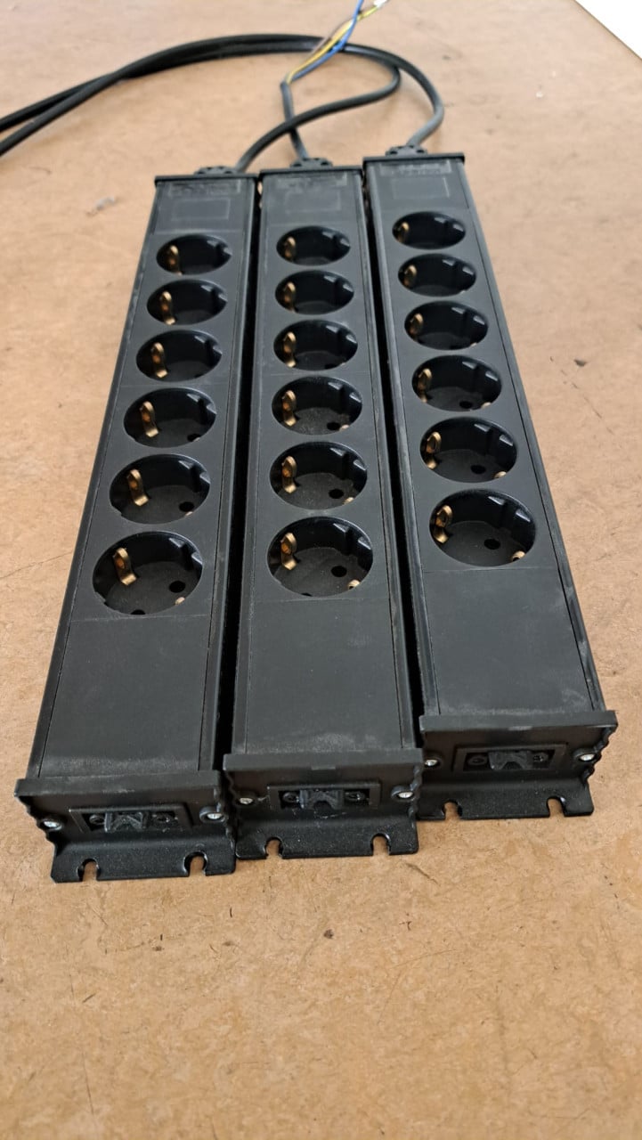 3 stekkerdozen