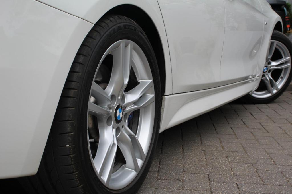 BMW 3-serie touring 318i m sport edition aut. - navi groot - adap led - pdc