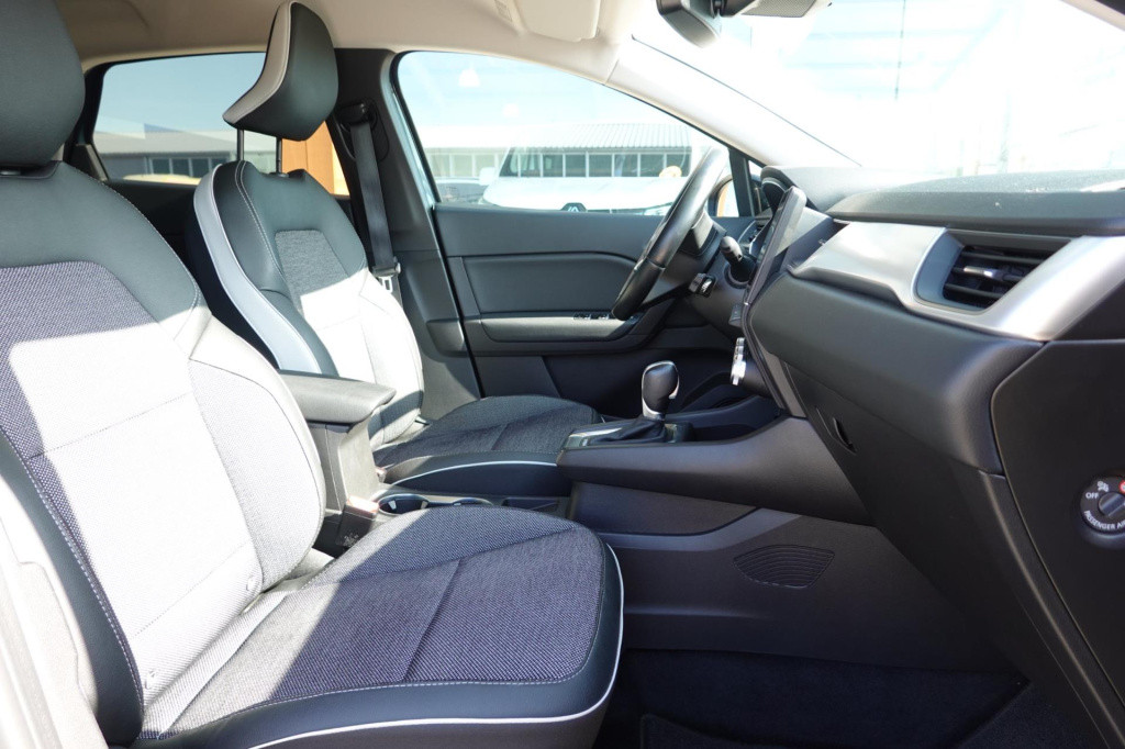 Renault Captur 1.6 e-tech plug-in hybrid 160 intens