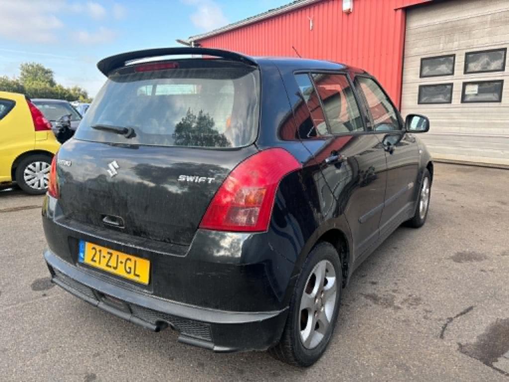 Suzuki Swift 1.5 exclusive