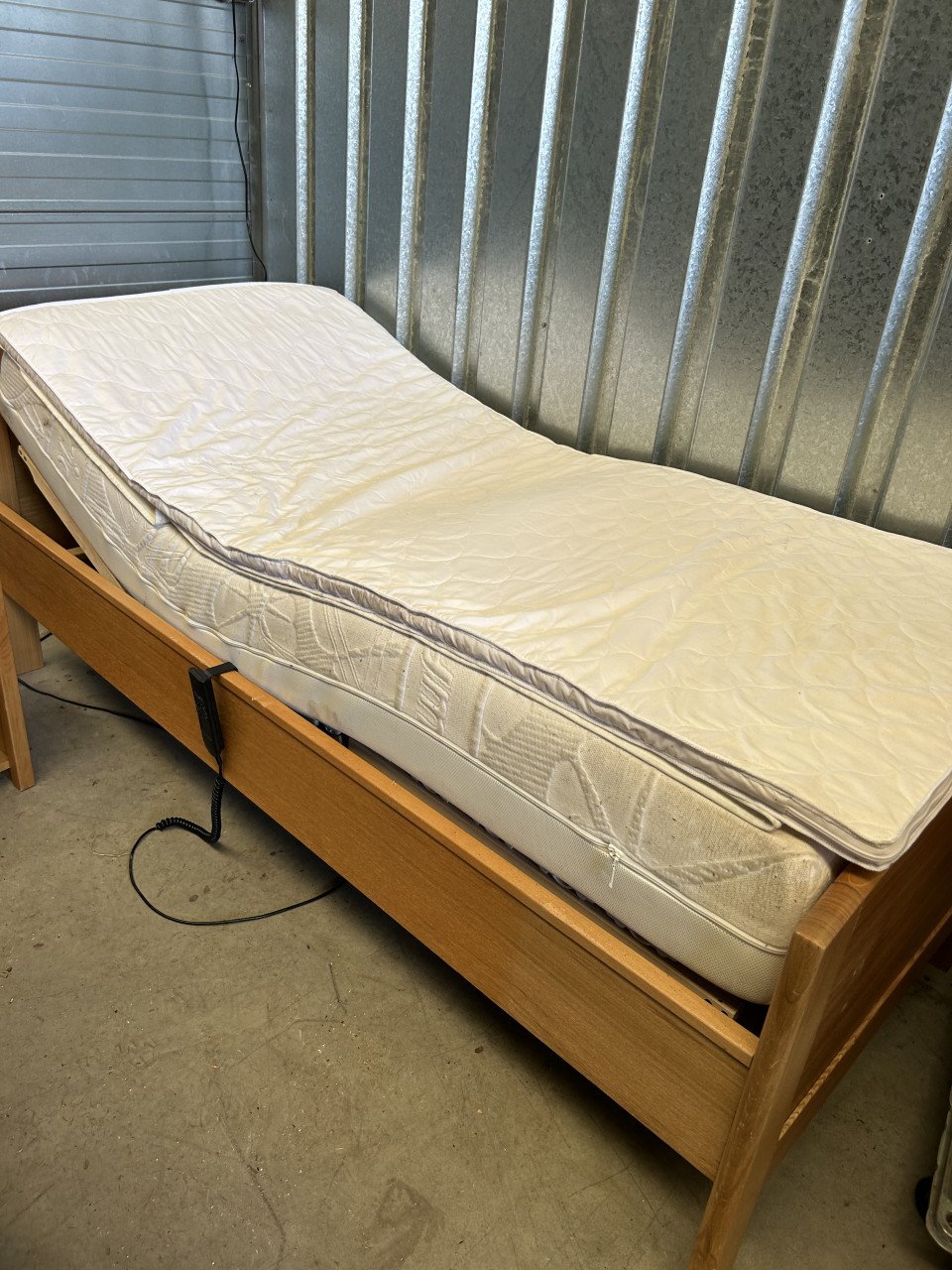 Eenpersoons bed