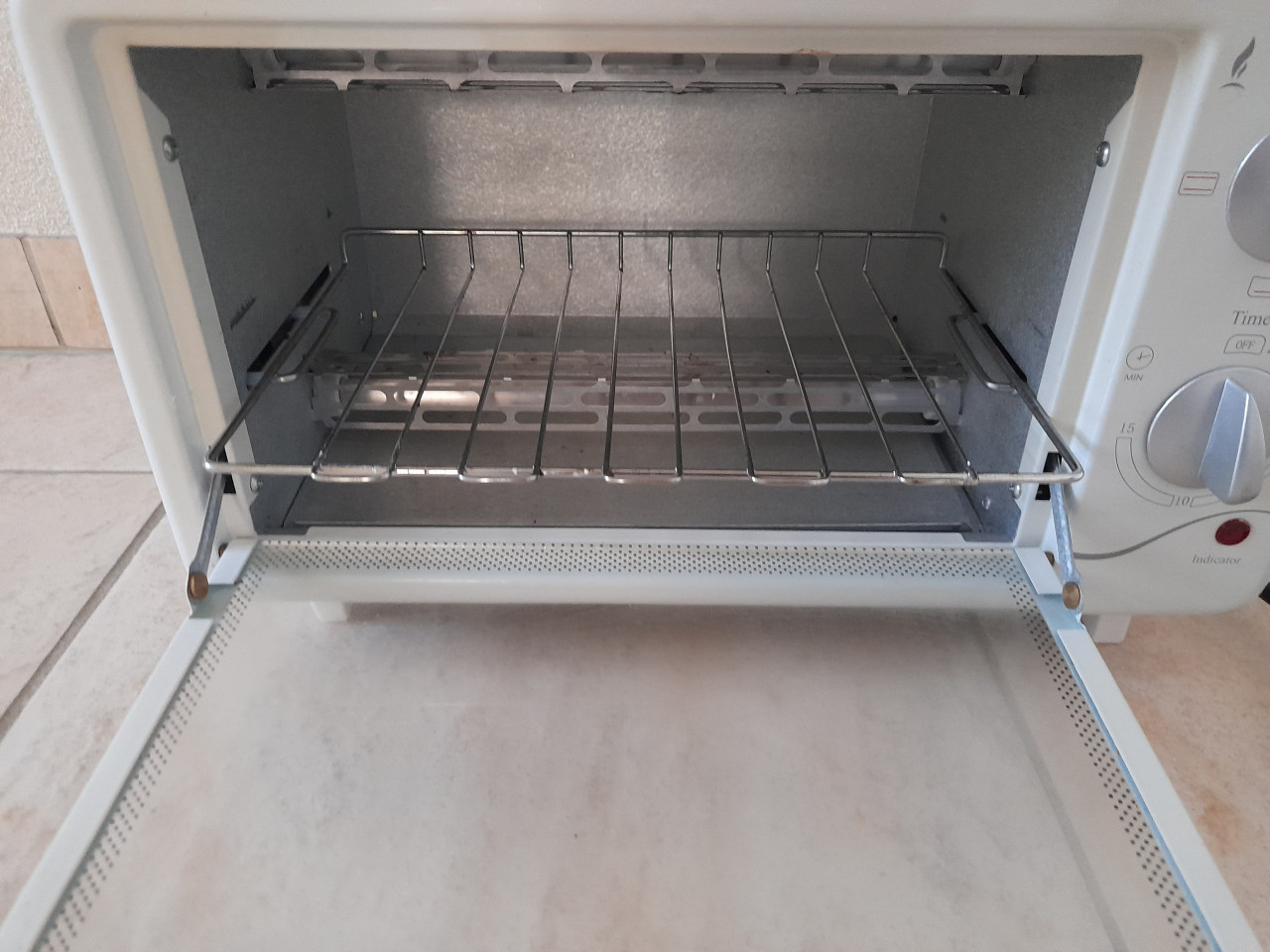Oventje 36 x 20 x 22H ( in goede schone staat )