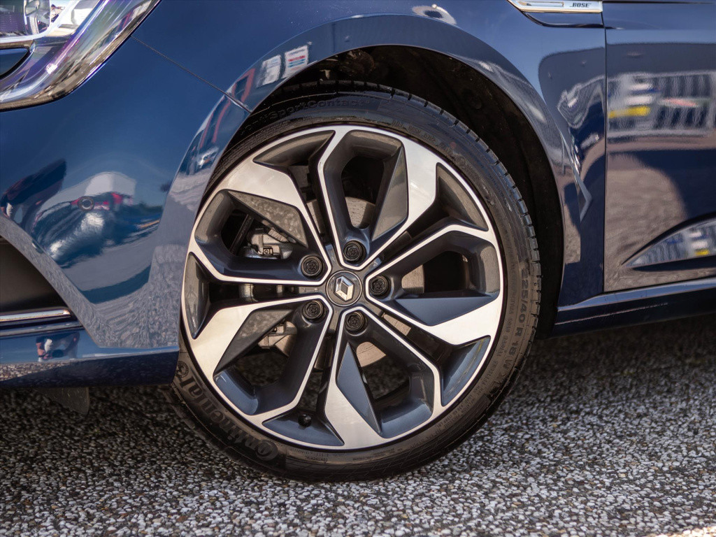 Renault Megane tce 130pk bose | navigatie | camera | park. sensoren | cruis