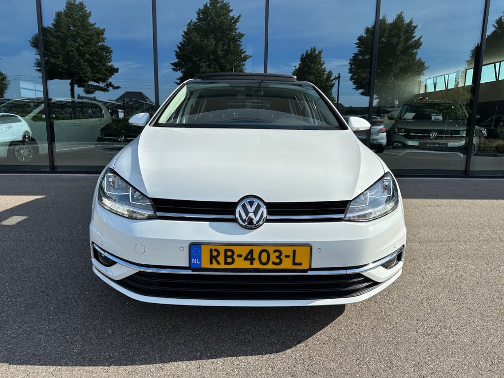 Volkswagen Golf 1.5 tsi 150pk dsg highline | panoramadak | virtual cockpit 