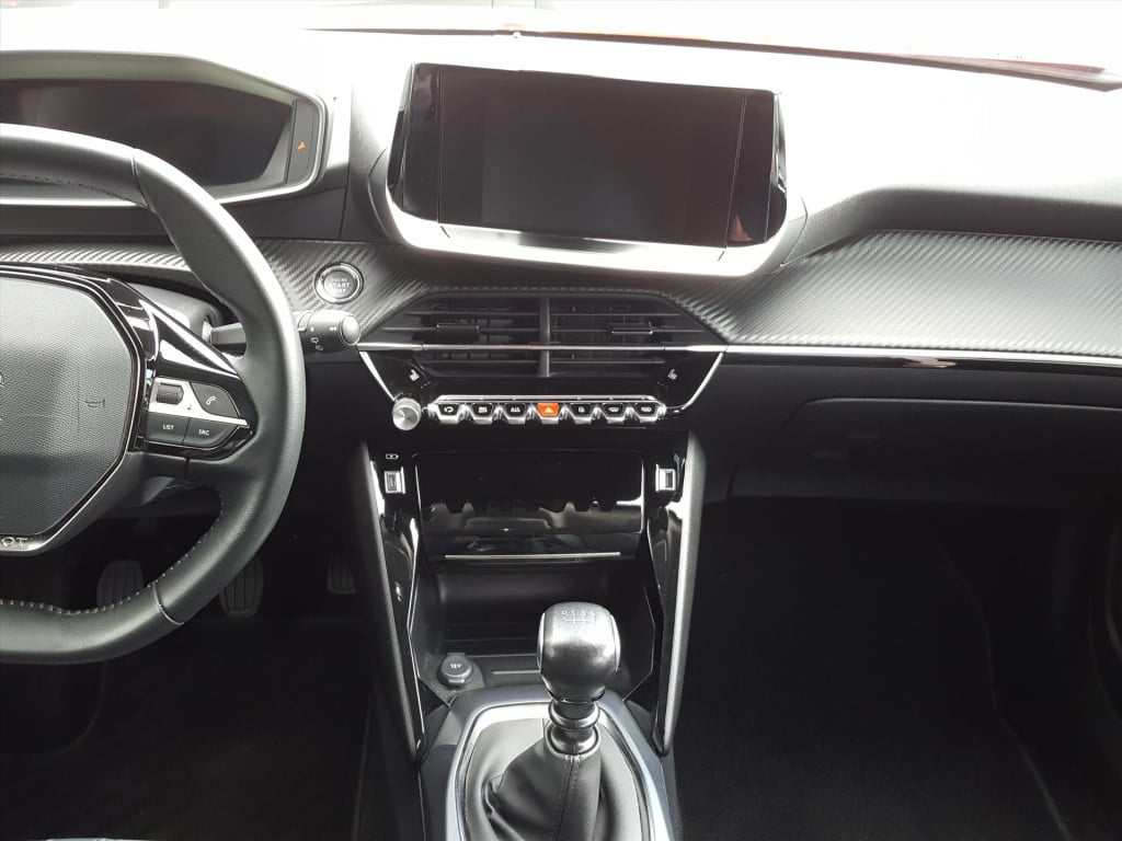 Peugeot 2008 allure pack 1.2 pt-130pk trekhaak | apple carplay & android au