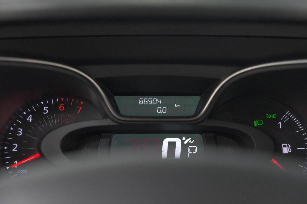 Renault Captur tce 120 edc initiale paris | camera | dodehoekdetectie | pan