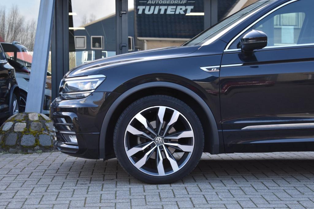 Volkswagen Tiguan 1.5 tsi act highline r-line | trekhaak | panoramadak | dy