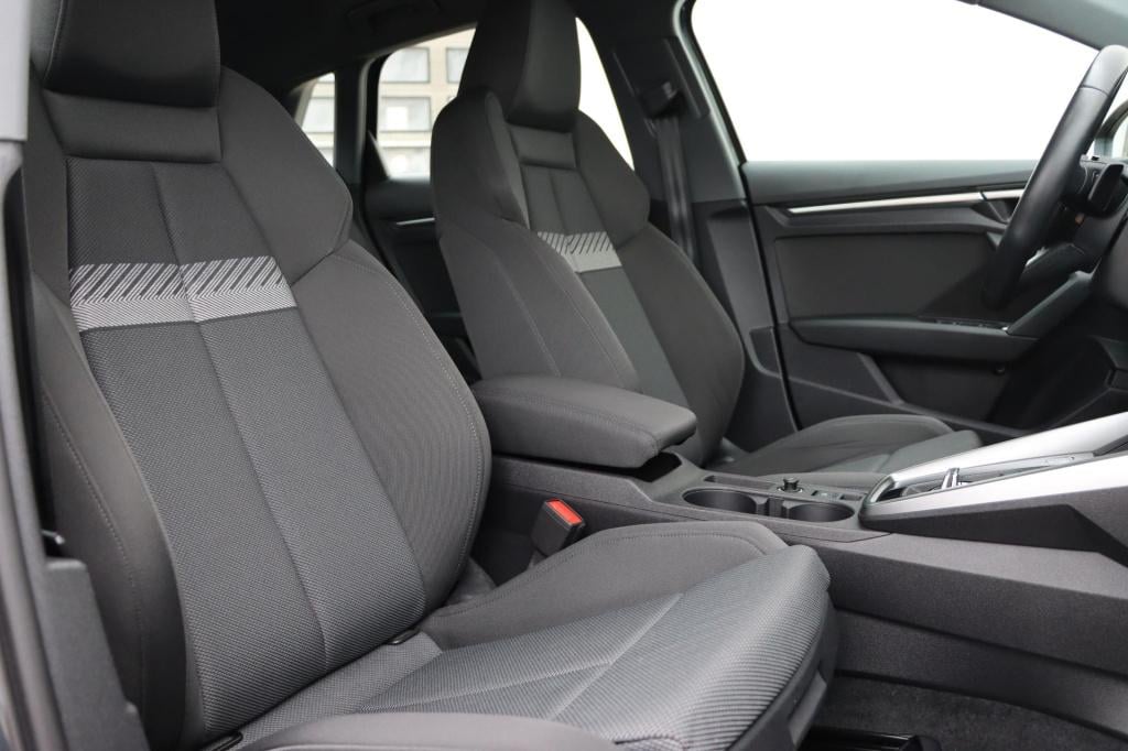 Audi A3 sportback 35 tfsi business edition