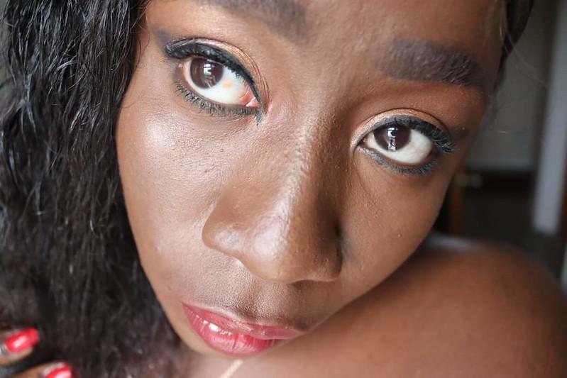 Foto Model Aangeboden