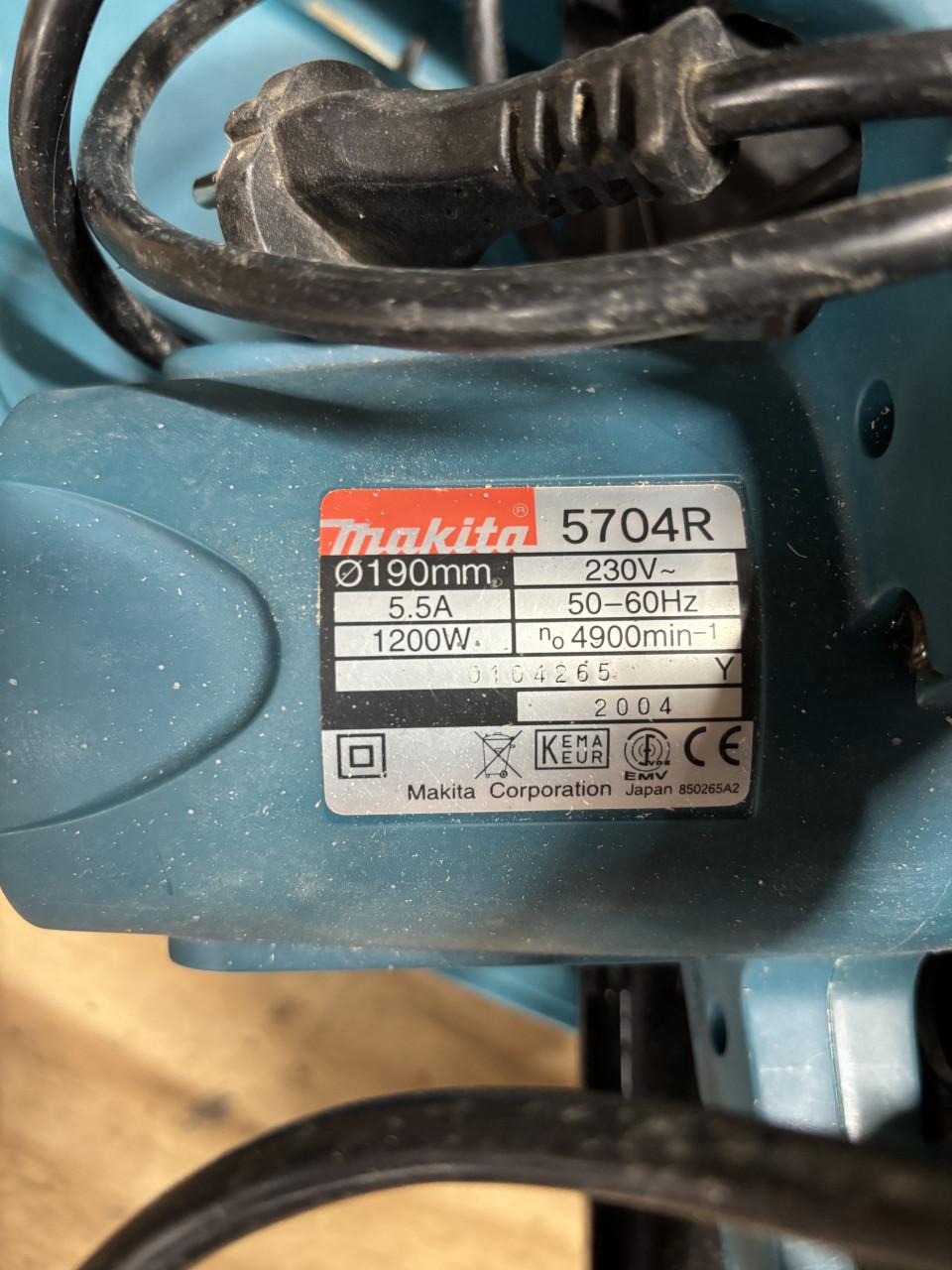 Makita circelzaag 2104R 190 mm