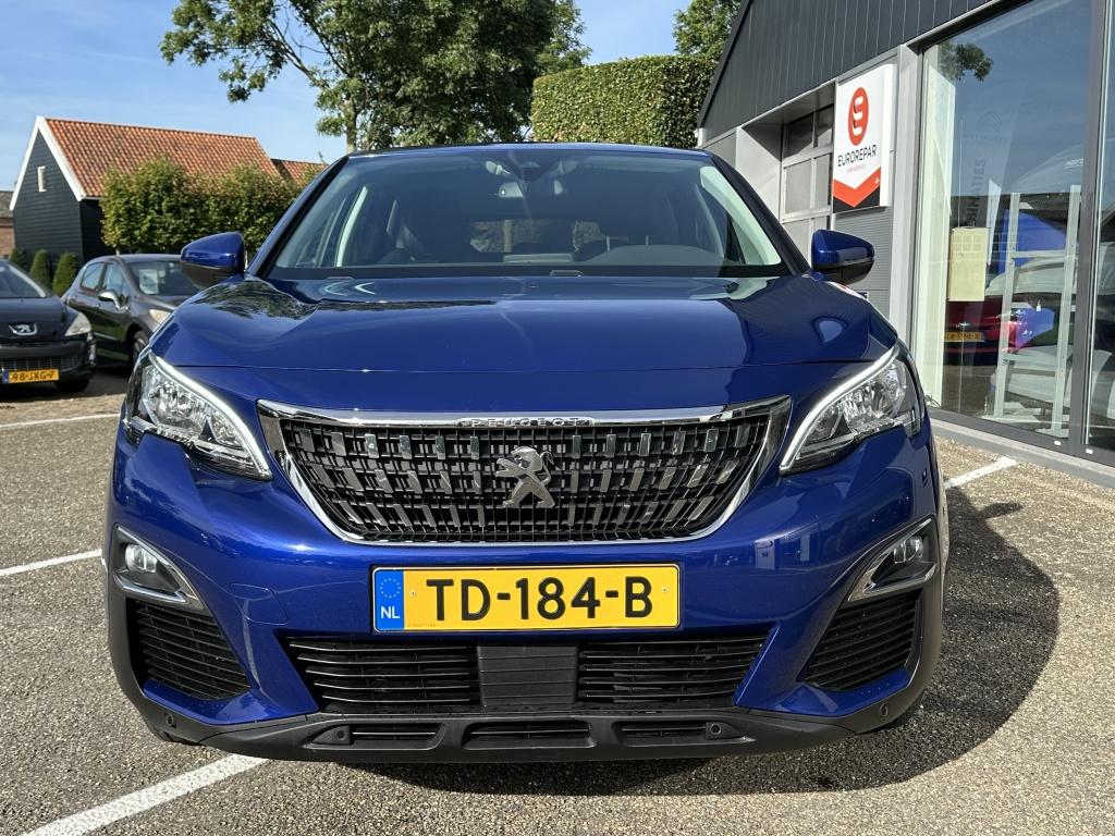 Peugeot 3008 1.2 puretech 130pk s&s blue lease executive vol-leer met stoel