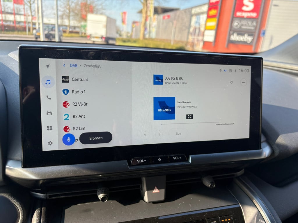 Toyota C-hr 2.0 plug-in hybrid 220 dynamic