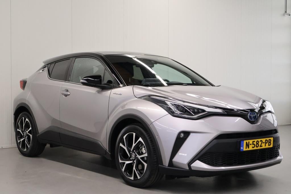 Toyota C-hr 2.0 hybrid bi-tone