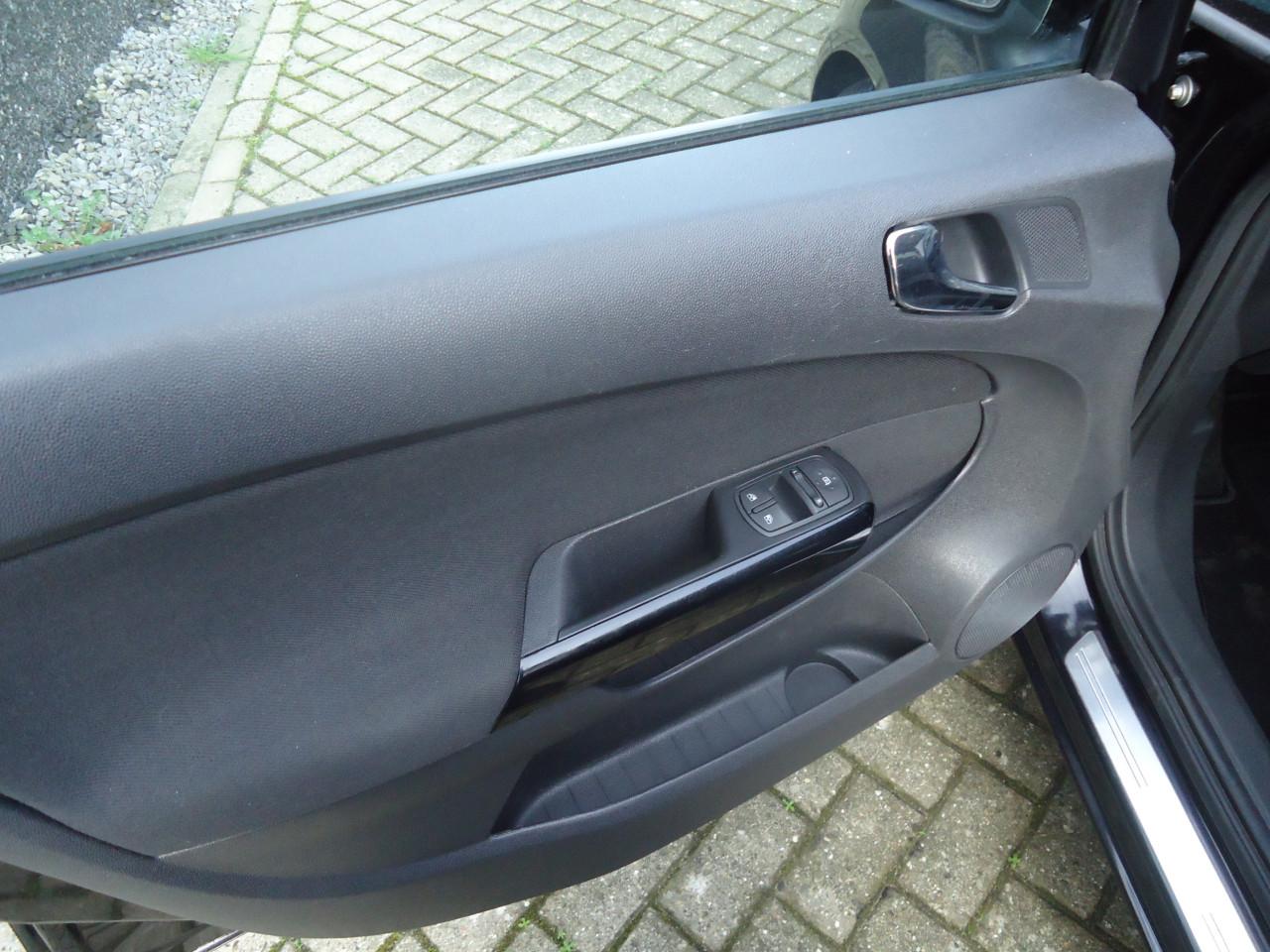 OPEL CORSA D 5DRS 14-16V 120 EDITION