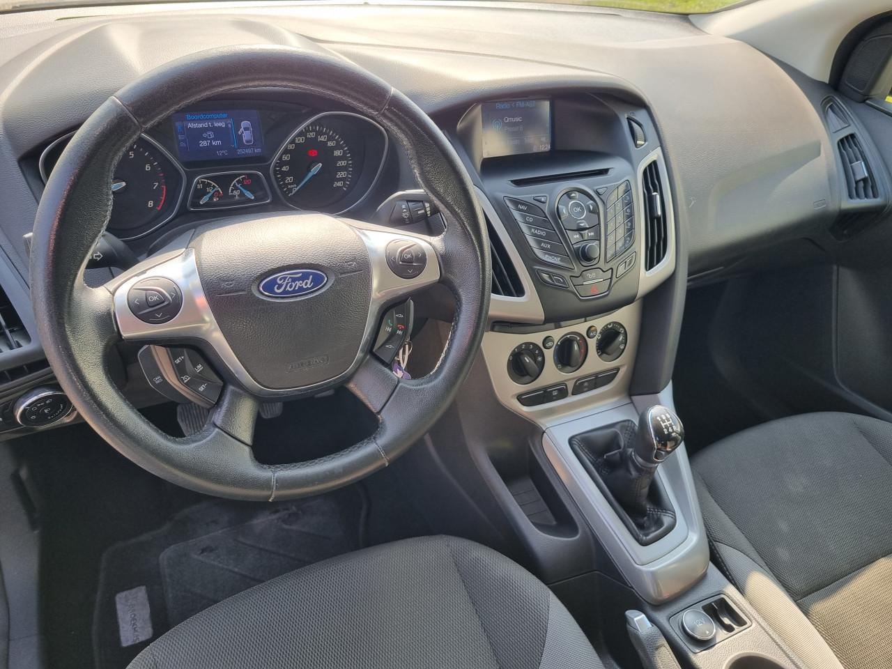 Ford Focus Wagon 1.0 EcoBoost Lease Trend