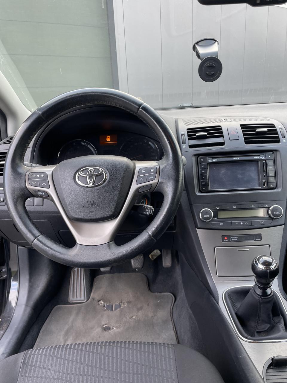 Toyota Avensis 1.8 Vvt-i Wagon 2009 Zwart | NAP | NIEUWE APK!