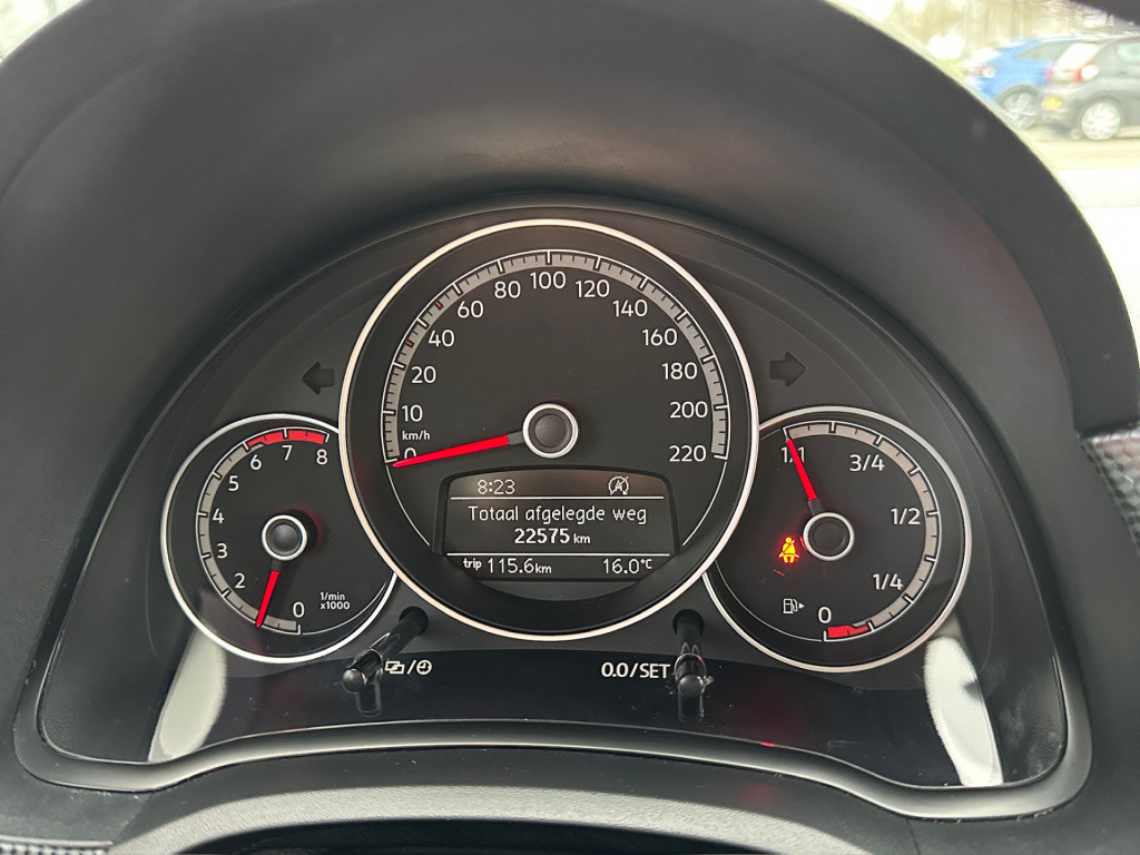 Volkswagen UP! 1.0 65pk 5-deurs | airco | bluetooth | rijklaar incl. 1 jaar