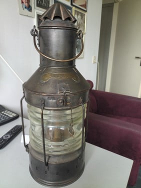 OUDE SCHEEPSLAMP