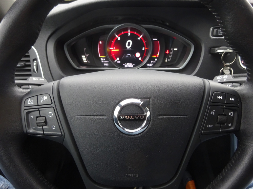 Volvo V40 cross country 2.0 d2 kinetic automaat 1e eigenaar / automaat / cl