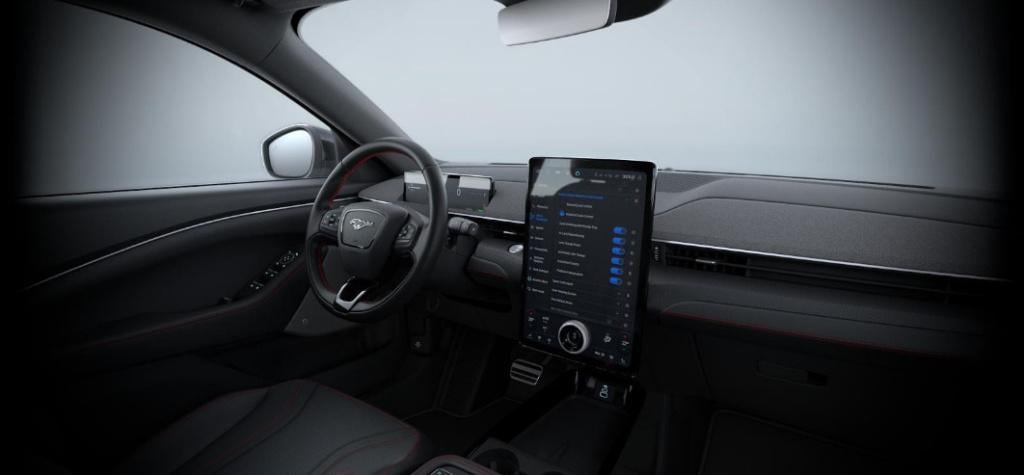 Ford Mustang Mach-e extended premium awd 88 kwh | €1.000,- ford voordeel! |