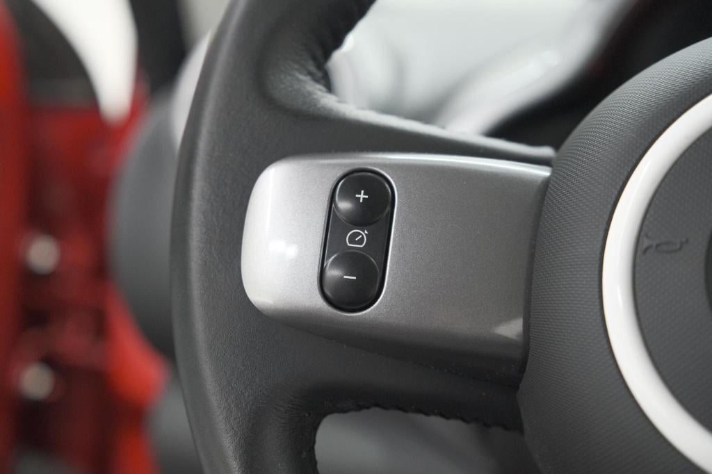 Renault Twingo 1.0 sce limited | automaat | parkeersensoren | allseason ban