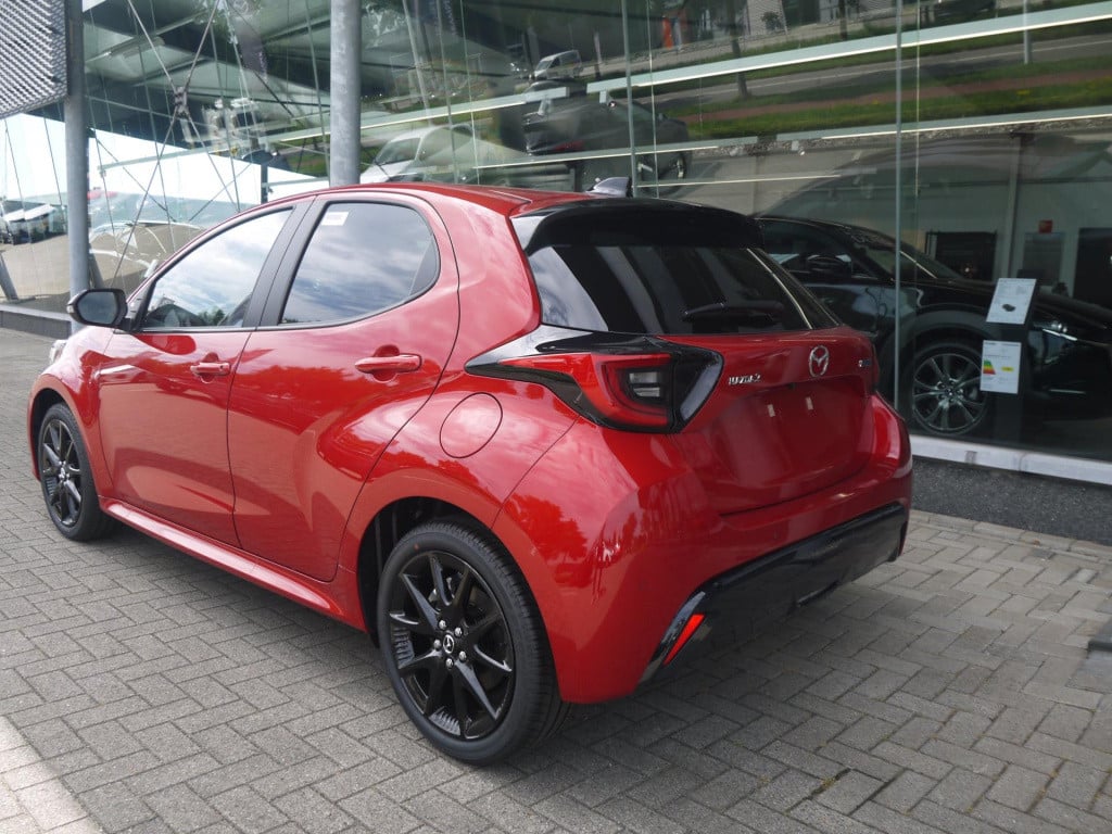 Mazda 2 Hybrid 1.5 homura