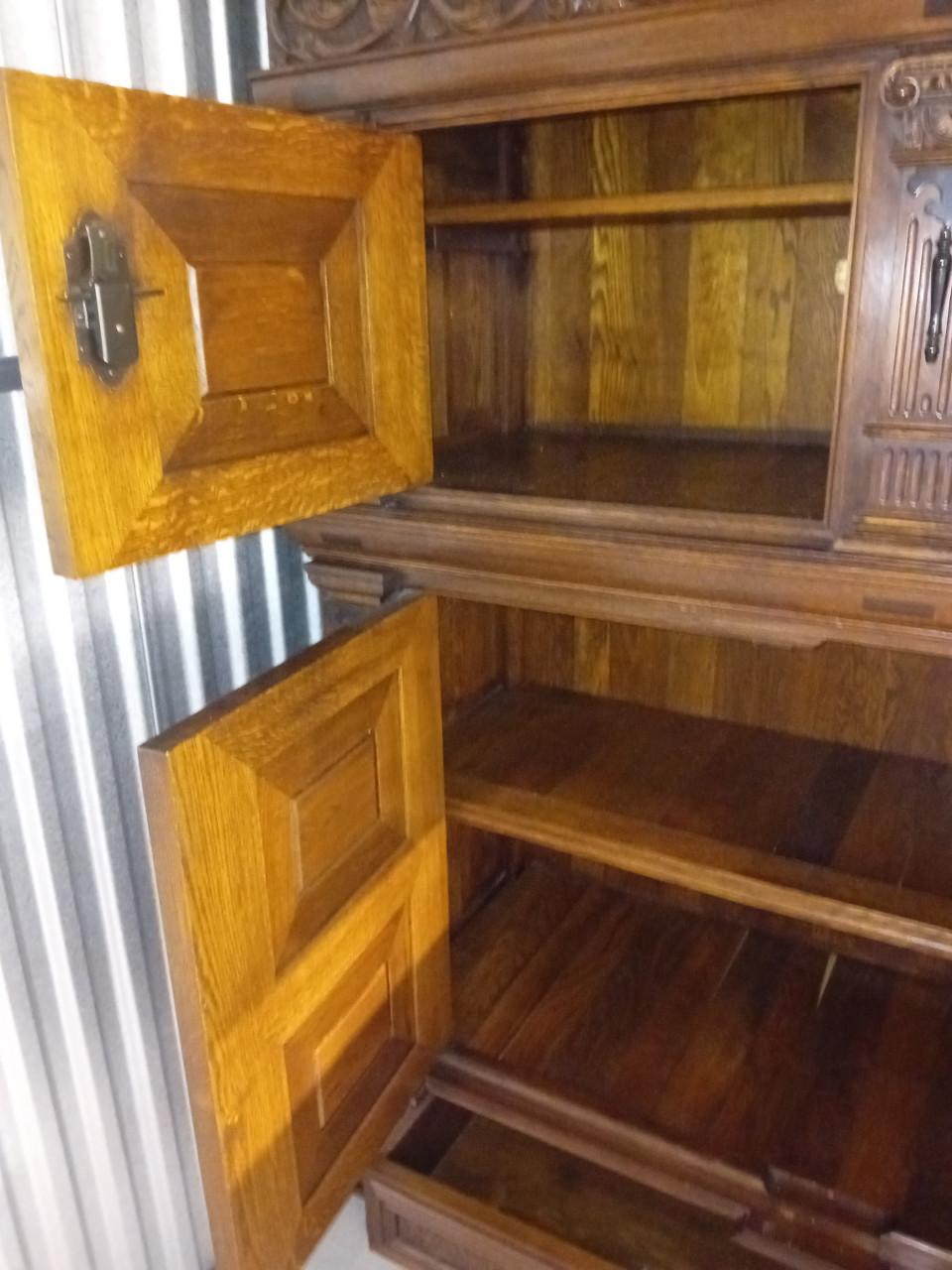 Te koop Eikenhouten Keeftkast