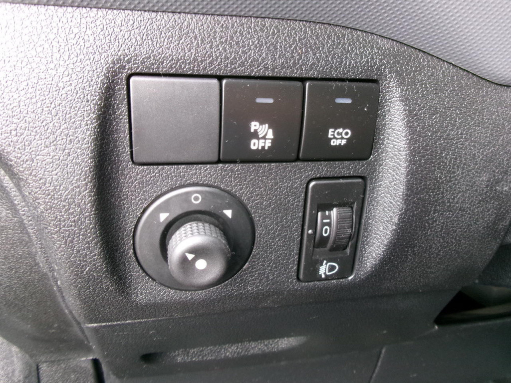 Citroen Berlingo 1.6 e-hdi 90pk club 3-zits, airco, cr.contr.