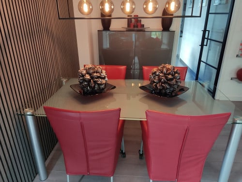 Glazen Eettafel