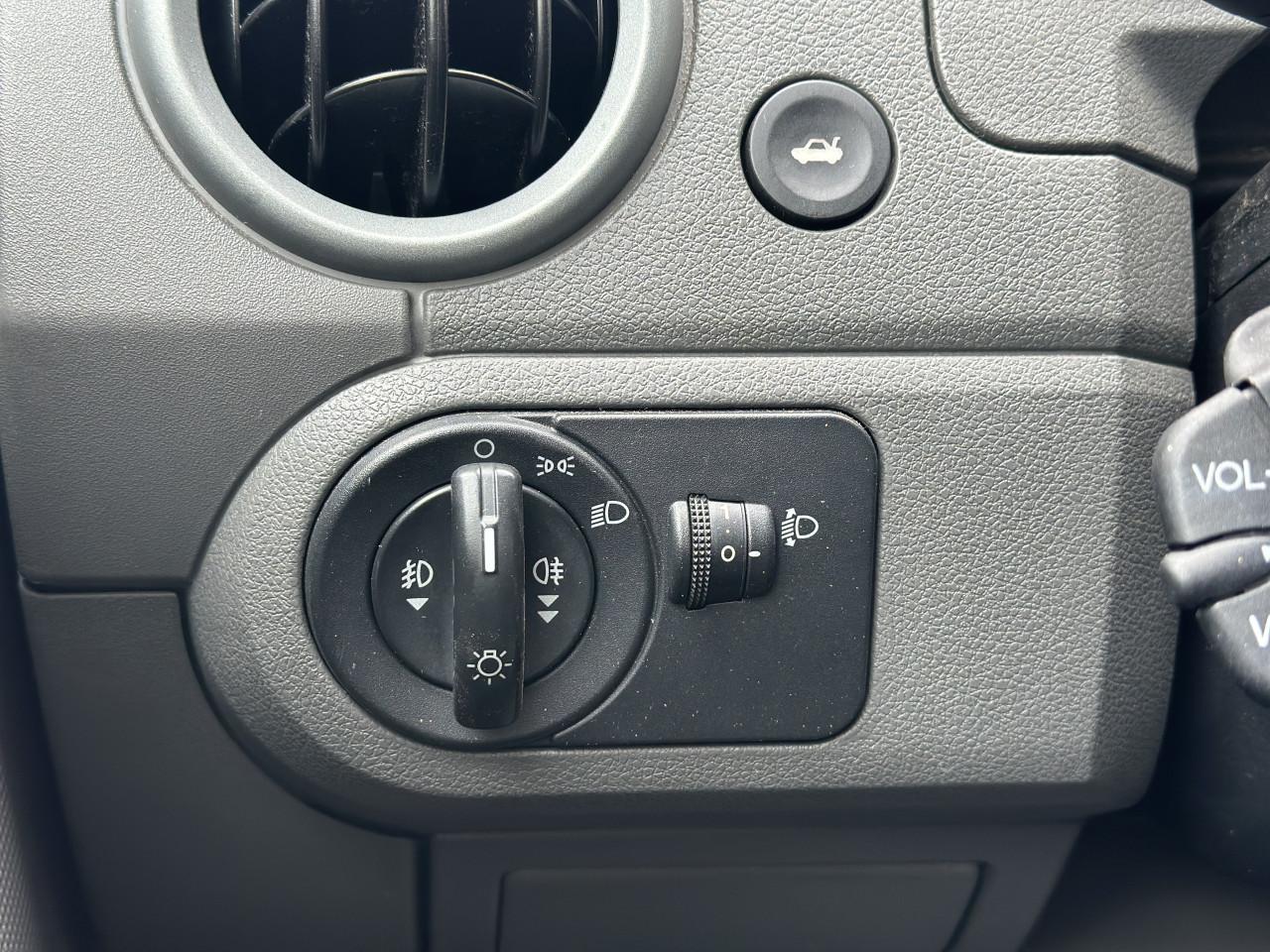 Ford Fusion, 1.4-16V Luxury - Airco / Trekhaak / NAP / APK t/m 04-2027