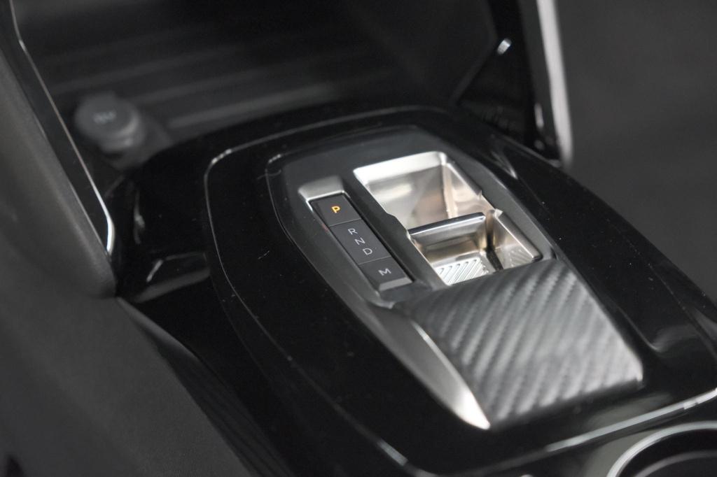 Peugeot 208 hybrid 110 e-dsc6 allure | ijskoude climate control | apple car